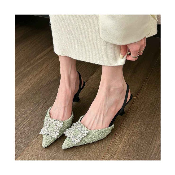 エレガントな雰囲気を演出するビジュー付きバックストラップツイードパンプス 冬 ミ… | maison de LATIR | 詳細画像6 