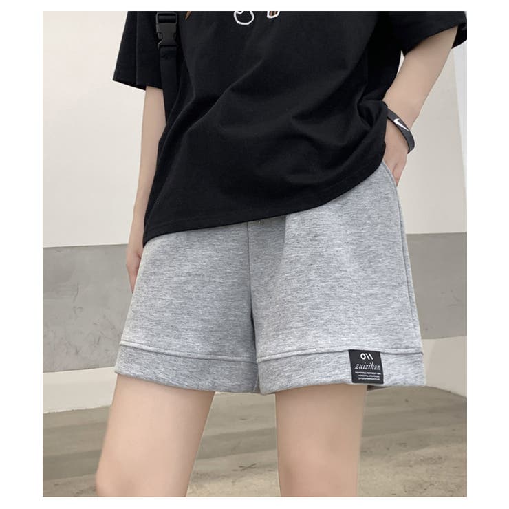 程よく女性らしいリラックスショートパンツ カジュアル スポーティー