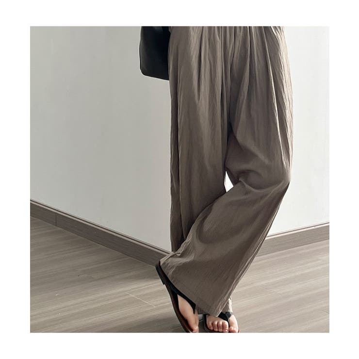 ゆったりシルエットでこなれ感たっぷりのドレープワイドパンツ 秋 涼しい | maison de LATIR | 詳細画像6 
