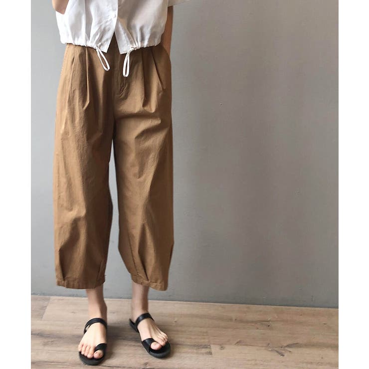 八分丈がポイントのバナナパンツクロップドパンツハイウエスト華奢見え夏夏秋お洒落かわいい