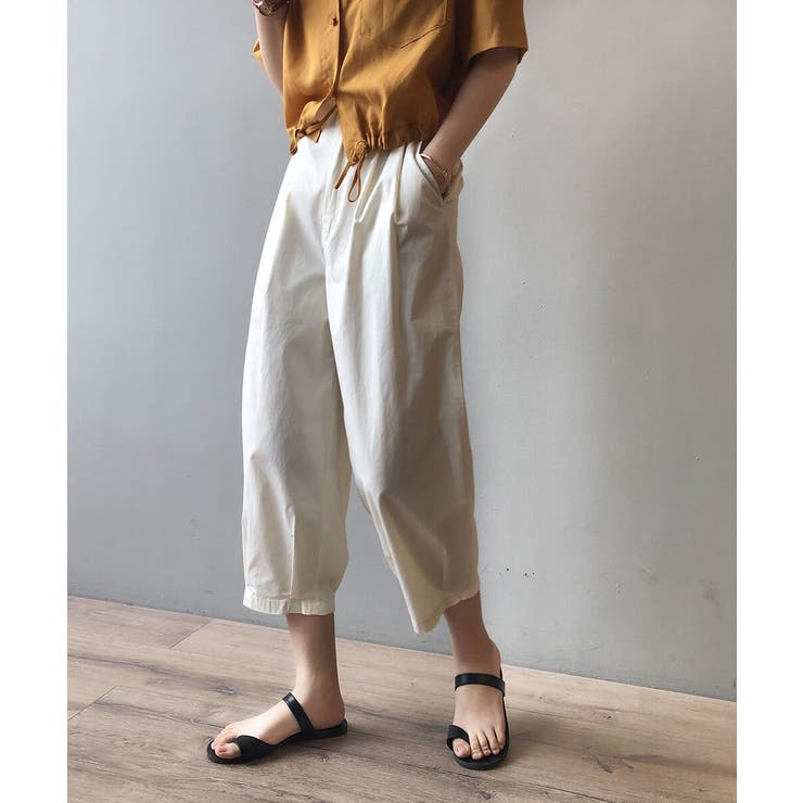 八分丈がポイントのバナナパンツクロップドパンツハイウエスト華奢見え夏夏秋お洒落かわいい