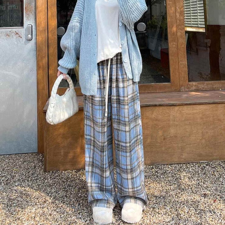 ブルー | 程よい厚みで柔らかく包み込まれるような着心地のチェック柄ワイドパンツ ウェストゴ… | maison de LATIR