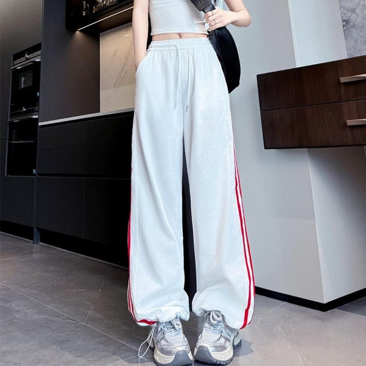 旬スポーツミックススタイルに仕上がるラインパンツ ボトムス フルレングス | maison de LATIR | 詳細画像4 