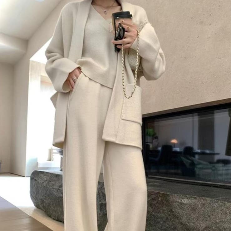 ベージュ | フルコーデ完成！トップス&パンツ&カーディガンの3点セットアップ 秋 | maison de LATIR