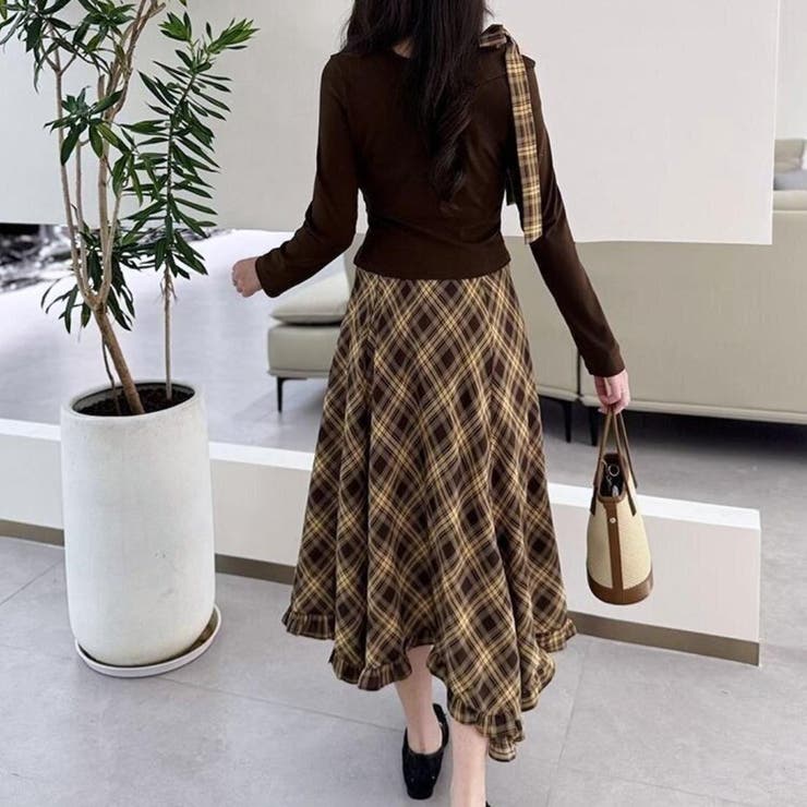 一枚で完成アシメトップス&チェック柄ロングドレープスカート アンサンブル オフィス | maison de LATIR | 詳細画像4 