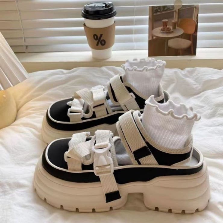 ブラック | 毎日履きたくなるフィット感の厚底サンダル シューズ サンダル | maison de LATIR