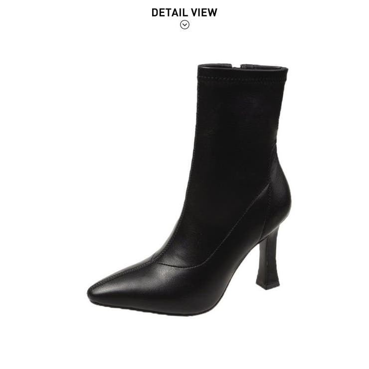 コーデ全体を引き締めてくれるスティレットヒールアンクルブーツ