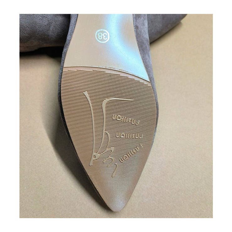 女性らしい足元を演出するポインテッドトゥスエードパンプス 冬 浅口 | maison de LATIR | 詳細画像9 