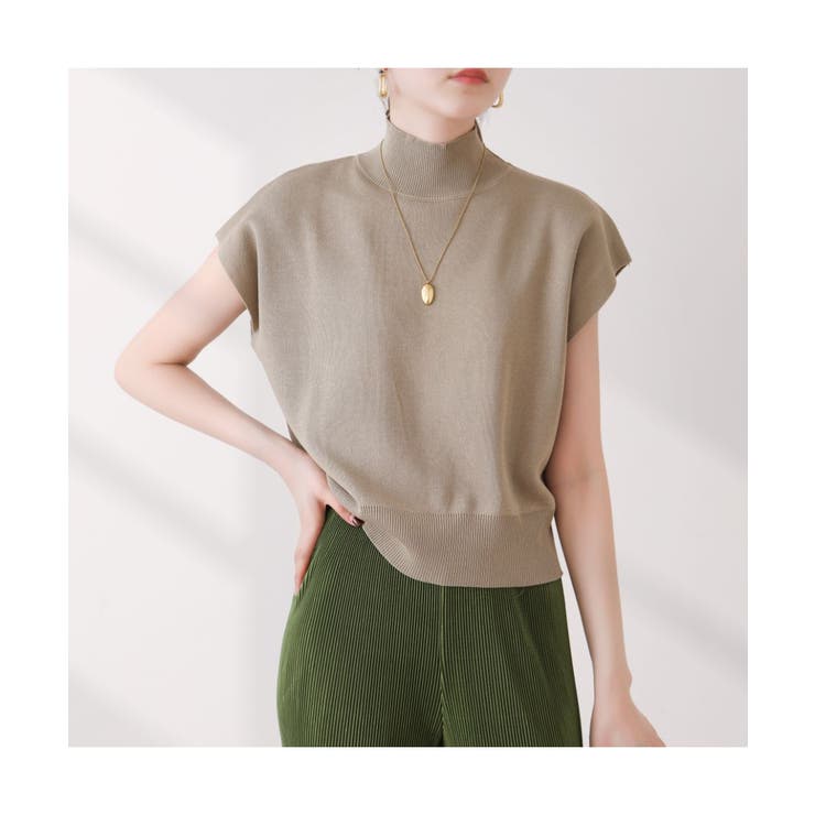 シンプルなデザインが上品なフレンチスリーブハイネックニットトップス モックネック | maison de LATIR | 詳細画像7 