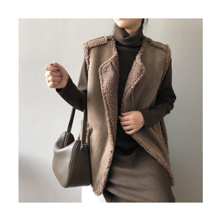 トレンド感のある大人カジュアルに仕上げるムートン風リバーシブルジレ ベスト ボア | maison de LATIR | 詳細画像6 