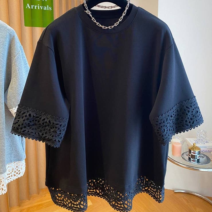 ブラック | 着るだけで旬のオシャレが整うレース切替トップス 半袖 クルーネック | maison de LATIR