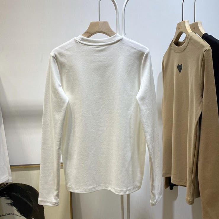 ベーシックフォルムにハートのアクセントが大人可愛いラウンドネックトップス カット… | maison de LATIR | 詳細画像15 