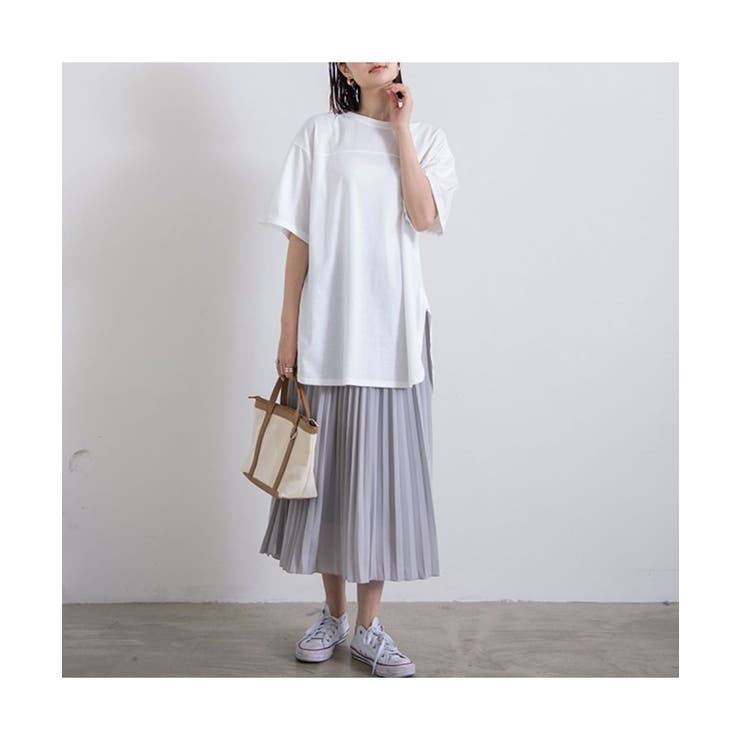 トレンドのゆるかわコーデに！サイドスリット半袖ビッグTシャツ カジュアル シンプル | maison de LATIR | 詳細画像3 