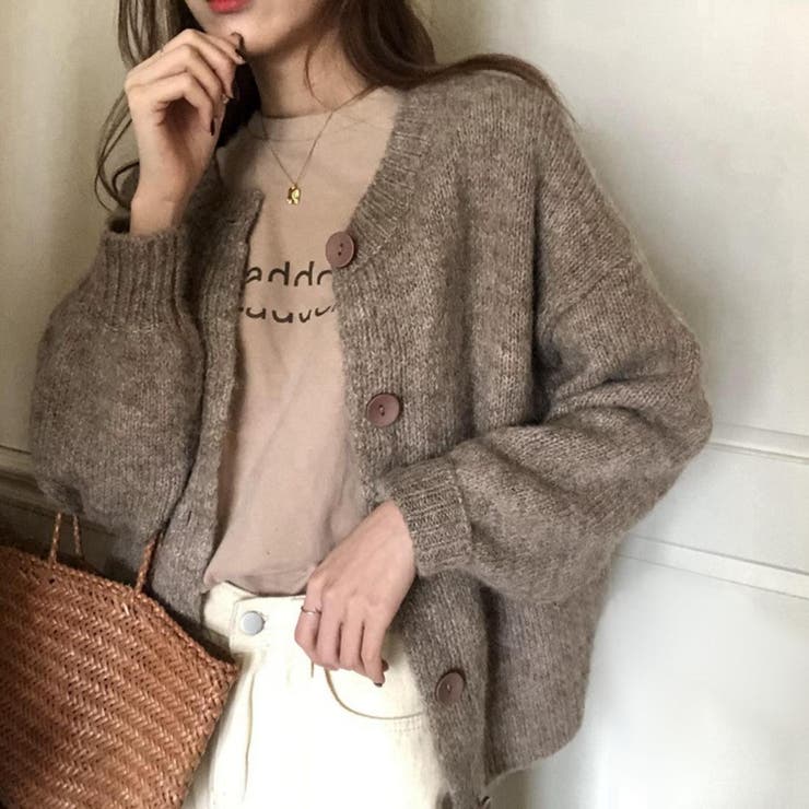 大人カジュアルにぴったりなワンポイントデザイン刺繍ハーフスリーブTシャツ | maison de LATIR | 詳細画像4 