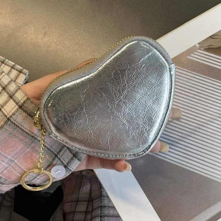 シルバー | ハート型が可愛いメタリックミニウォレット。ミニ財布 コインケース バッグチャーム | maison de LATIR