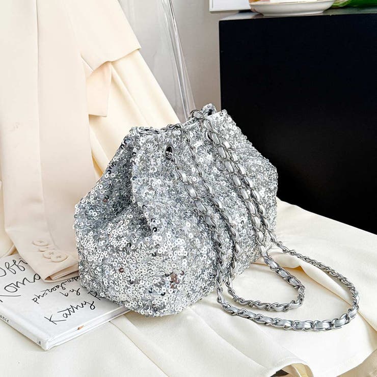 どんなスタイルにも華を添えるスパンコールチェーンショルダーバッグ 巾着型バッグ … | maison de LATIR | 詳細画像24 