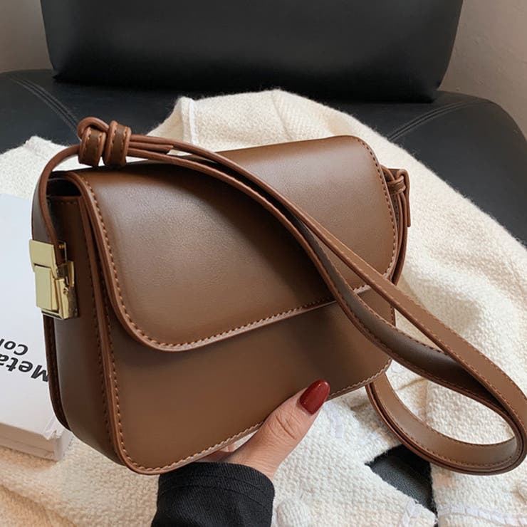 ベーシックなデザインが重宝するショルダーバッグ ストラップ調整可 肩掛け | maison de LATIR | 詳細画像19 