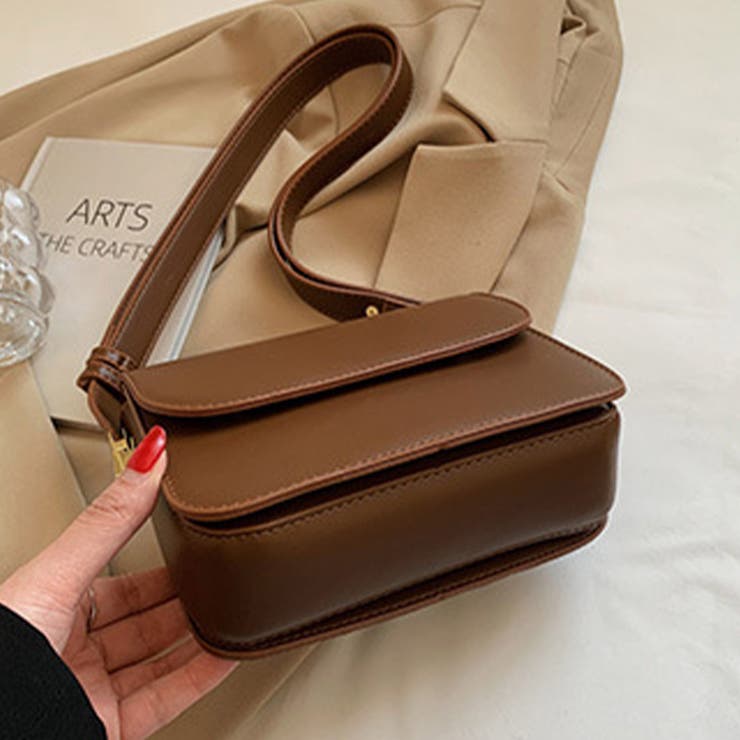 ベーシックなデザインが重宝するショルダーバッグ ストラップ調整可 肩掛け | maison de LATIR | 詳細画像20 