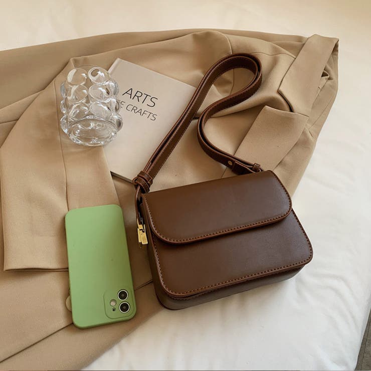 ベーシックなデザインが重宝するショルダーバッグ ストラップ調整可 肩掛け | maison de LATIR | 詳細画像21 