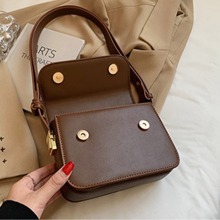 ベーシックなデザインが重宝するショルダーバッグ ストラップ調整可 肩掛け | maison de LATIR | 詳細画像23 