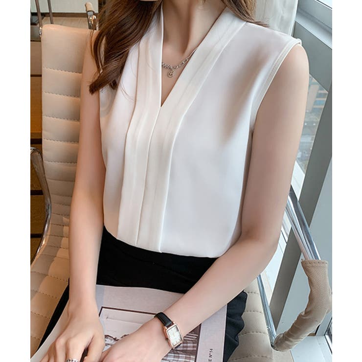 エレガントなコーデに仕上がるノースリーブシフォンブラウス Vネック 秋 | maison de LATIR | 詳細画像6 