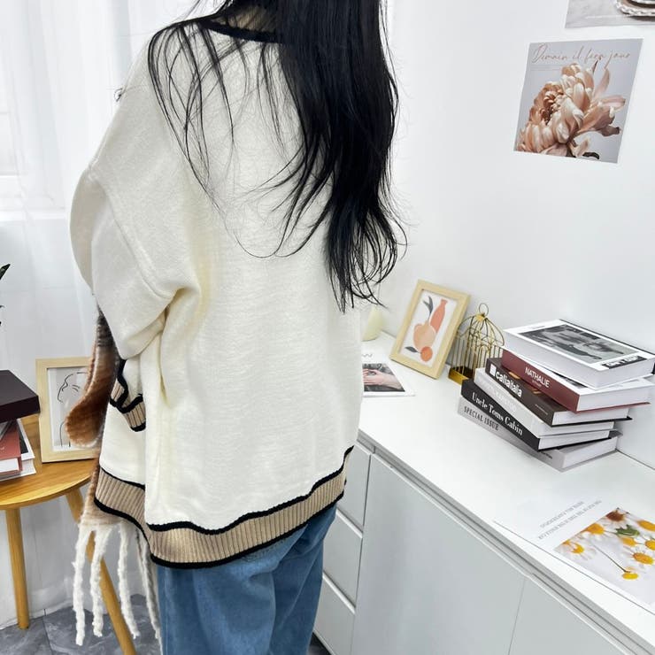 オーバーサイズのVネックカーディガン 配色ライン 個性的 | maison de LATIR | 詳細画像16 