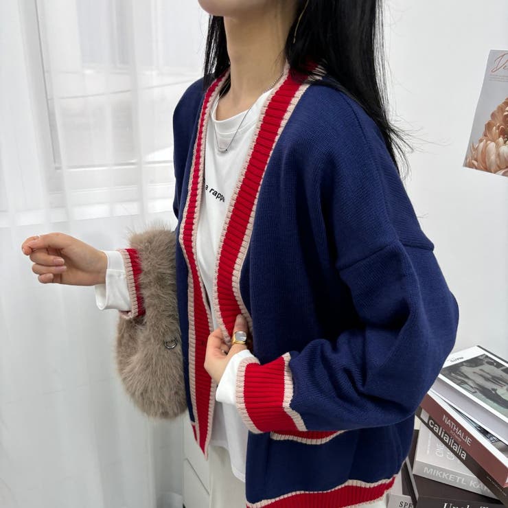 オーバーサイズのVネックカーディガン 配色ライン 個性的 | maison de LATIR | 詳細画像20 