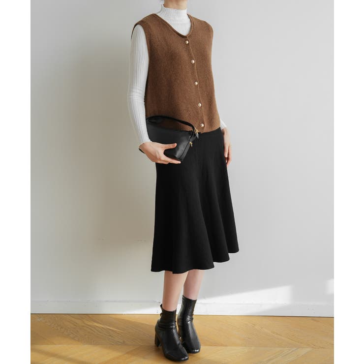 柔らかな生地でフレンチカジュアルを楽しめるノーカラーベスト トップス アウター | maison de LATIR | 詳細画像12 