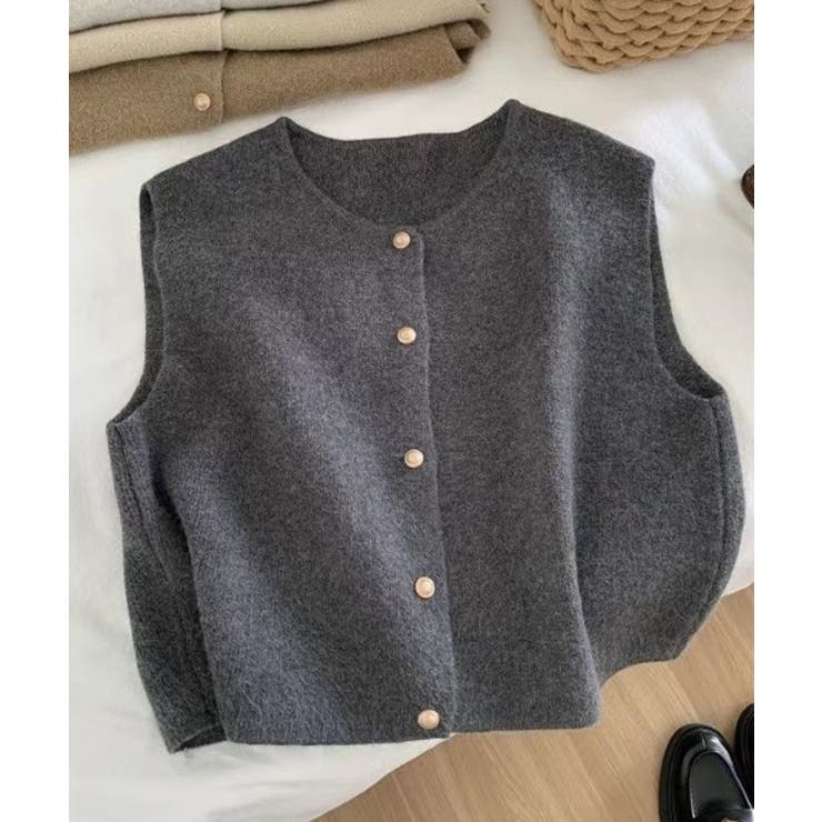 柔らかな生地でフレンチカジュアルを楽しめるノーカラーベスト トップス アウター | maison de LATIR | 詳細画像26 