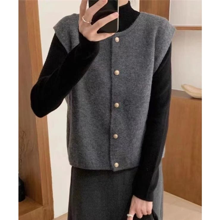 柔らかな生地でフレンチカジュアルを楽しめるノーカラーベスト トップス アウター | maison de LATIR | 詳細画像5 