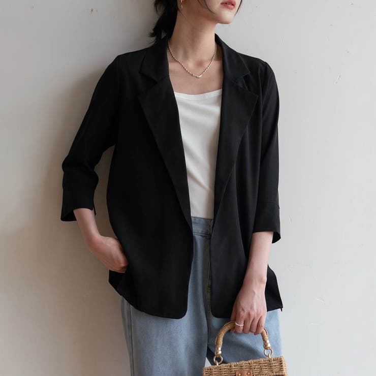 秋の冷房UV対策に◎シャツ感覚で羽織れる秋服にぴったりの薄手