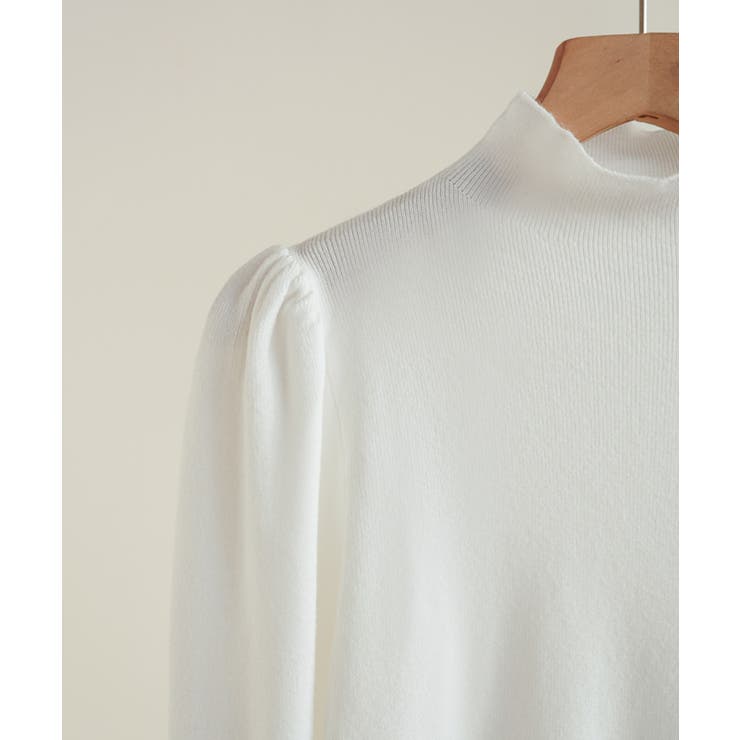 華やかに女性らしさを引き立てる、ふんわりパフスリーブプルオーバー フェミニン ト… | maison de LATIR | 詳細画像7 