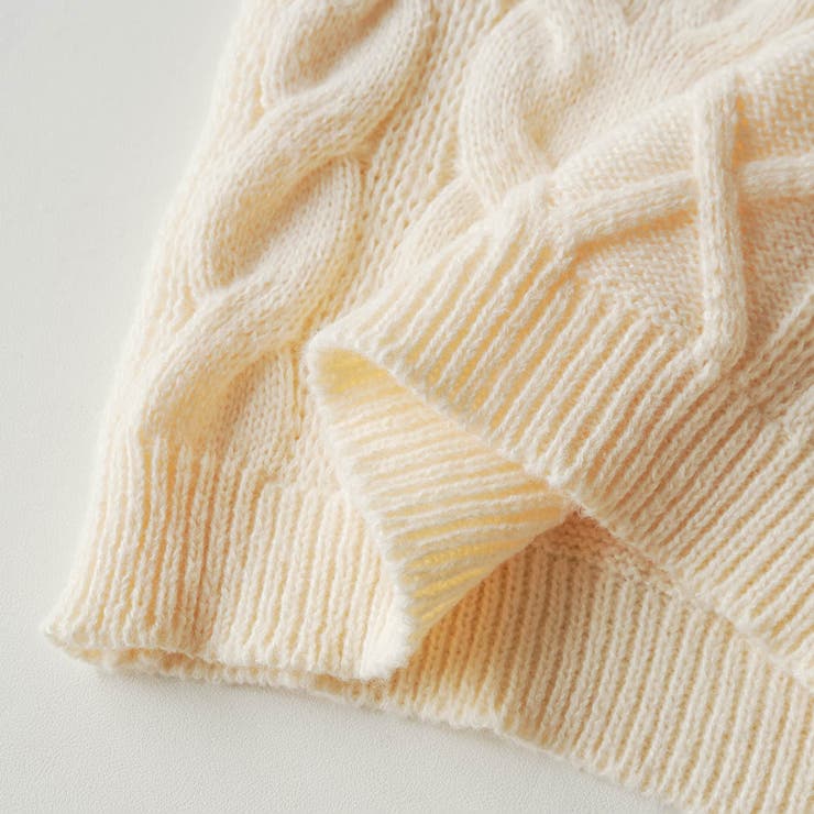 大人こなれ感を演出し幅広いスタイリングに活躍するクルーネックニット | maison de LATIR | 詳細画像17 