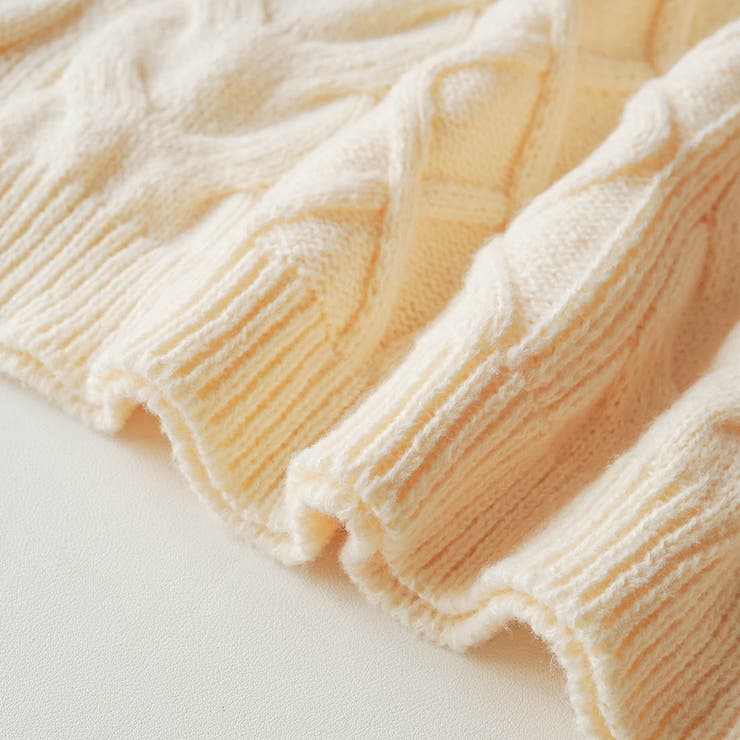 大人こなれ感を演出し幅広いスタイリングに活躍するクルーネックニット | maison de LATIR | 詳細画像18 