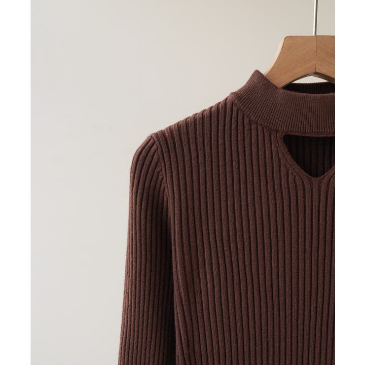 さりげない肌見せと上品さもあるデザインニット トップス プルオーバー | maison de LATIR | 詳細画像27 