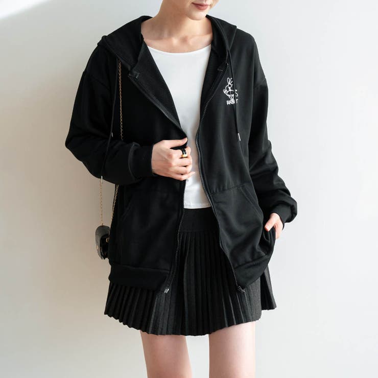 ブラック | 春に軽やかに羽織れる薄手素材 オーバーサイズジップアップパーカー 女の子っぽく可… | maison de LATIR
