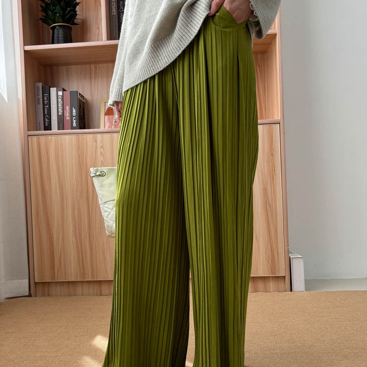 秋も快適にサラッと穿ける。上品美脚ストレートプリーツパンツ ワイドパンツ | maison de LATIR | 詳細画像23 