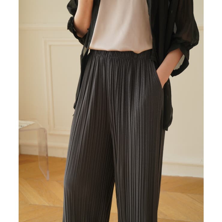 サラッと接触冷感で快適に美脚魅せ夏服。ウエストゴムでラフに履けるのに上品プリーツ… | maison de LATIR | 詳細画像95 