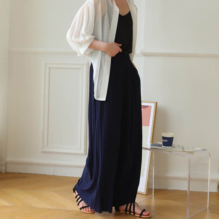 ネイビー（ポケットあり） | サラッと接触冷感で快適に美脚魅せ夏服。ウエストゴムでラフに履けるのに上品プリーツ… | maison de LATIR