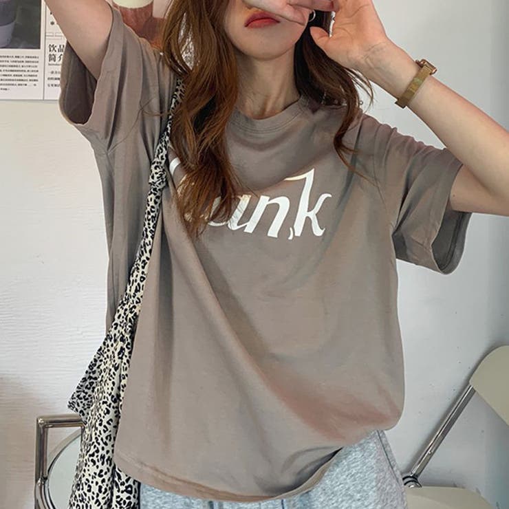 英字ロゴがポイントのTシャツ フロントロゴ 英語[品番：MSDL0002369 