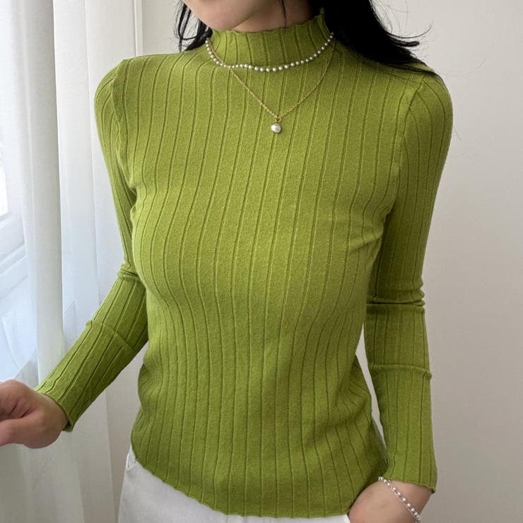 グリーン | 10カラー。大人かわいいハイネックリブニット。コーディネートのアクセントにも、１… | maison de LATIR