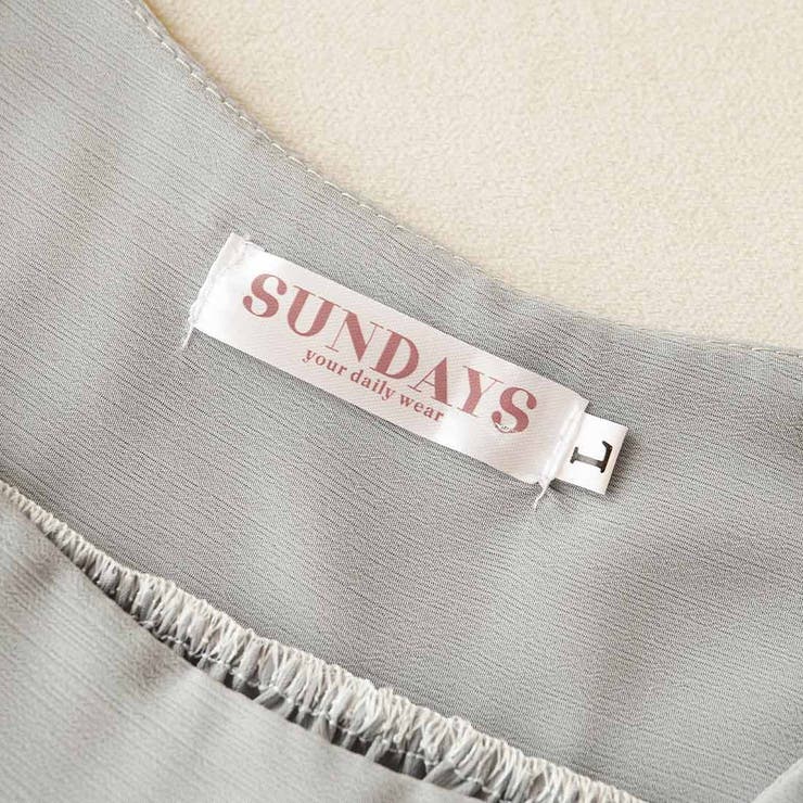 ギャザーデザインが可愛いスクエアネックブラウス パフスリーブ ゆったり | maison de LATIR | 詳細画像13 