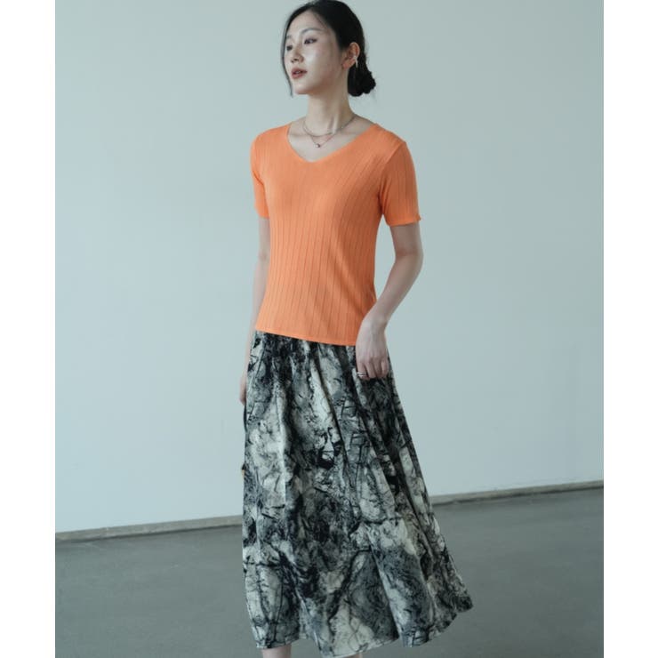 すっきりしたシルエットが女性らしいVネックサマーニット 冬 半袖 | maison de LATIR | 詳細画像15 