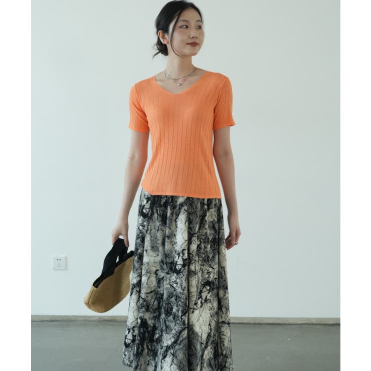 すっきりしたシルエットが女性らしいVネックサマーニット 冬 半袖 | maison de LATIR | 詳細画像23 