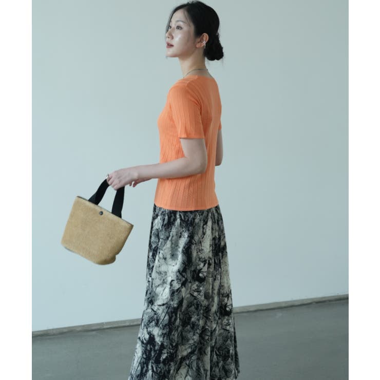 すっきりしたシルエットが女性らしいVネックサマーニット 冬 半袖 | maison de LATIR | 詳細画像24 