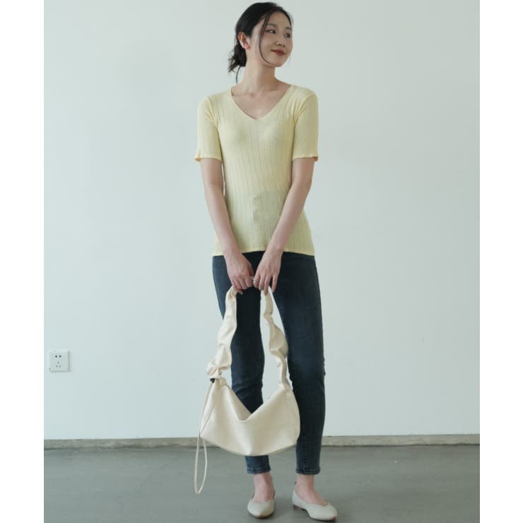 すっきりしたシルエットが女性らしいVネックサマーニット 冬 半袖 | maison de LATIR | 詳細画像41 