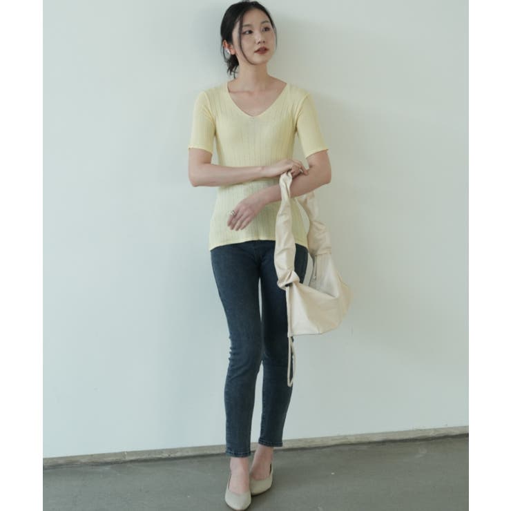 すっきりしたシルエットが女性らしいVネックサマーニット 冬 半袖 | maison de LATIR | 詳細画像43 