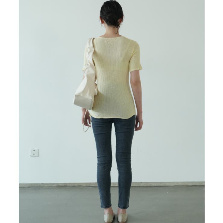 すっきりしたシルエットが女性らしいVネックサマーニット 冬 半袖 | maison de LATIR | 詳細画像51 