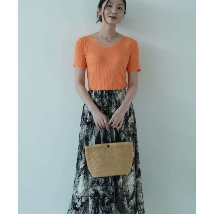 すっきりしたシルエットが女性らしいVネックサマーニット 冬 半袖 | maison de LATIR | 詳細画像7 