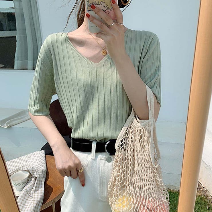 グリーン | すっきりしたシルエットが女性らしいVネックサマーニット 冬 半袖 | maison de LATIR